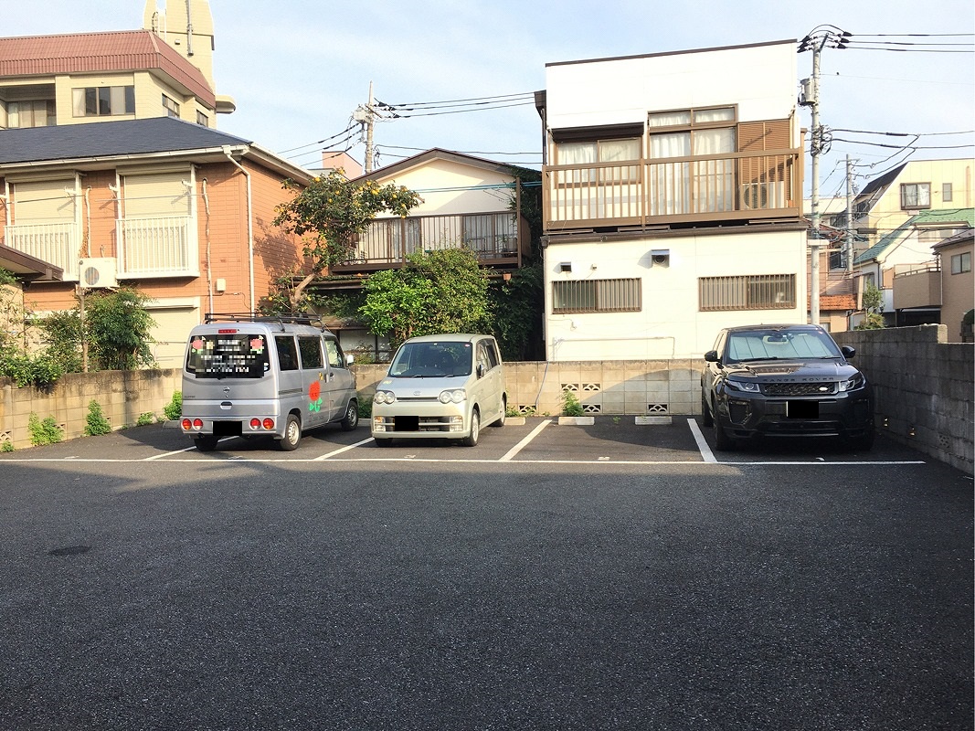 練馬区春日町３丁目　月極駐車場